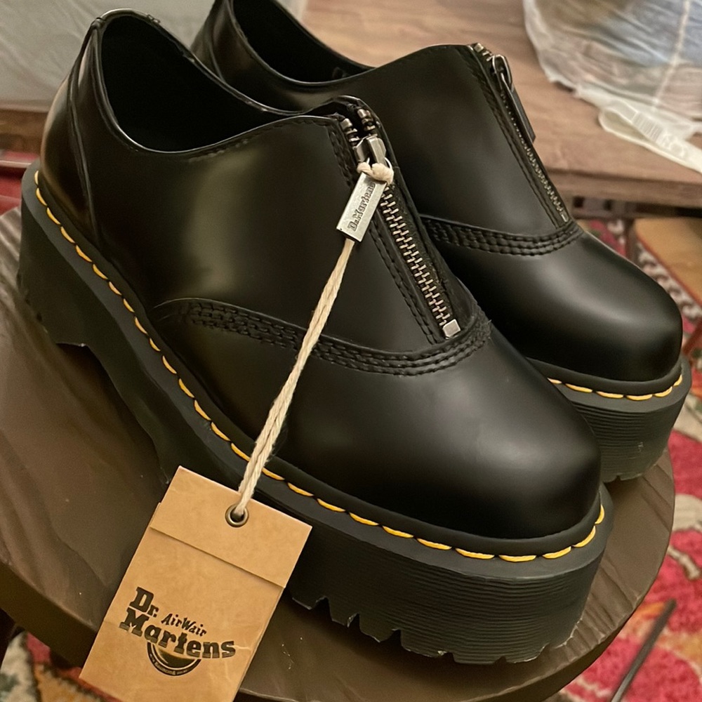 Platform Low Top Doc Martens - Rare & NWT